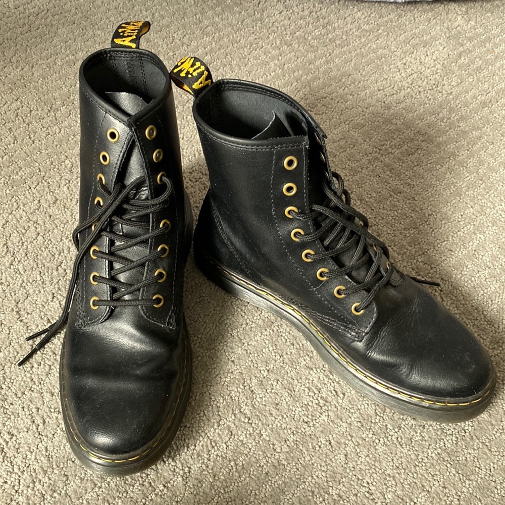 Black Dr Martins